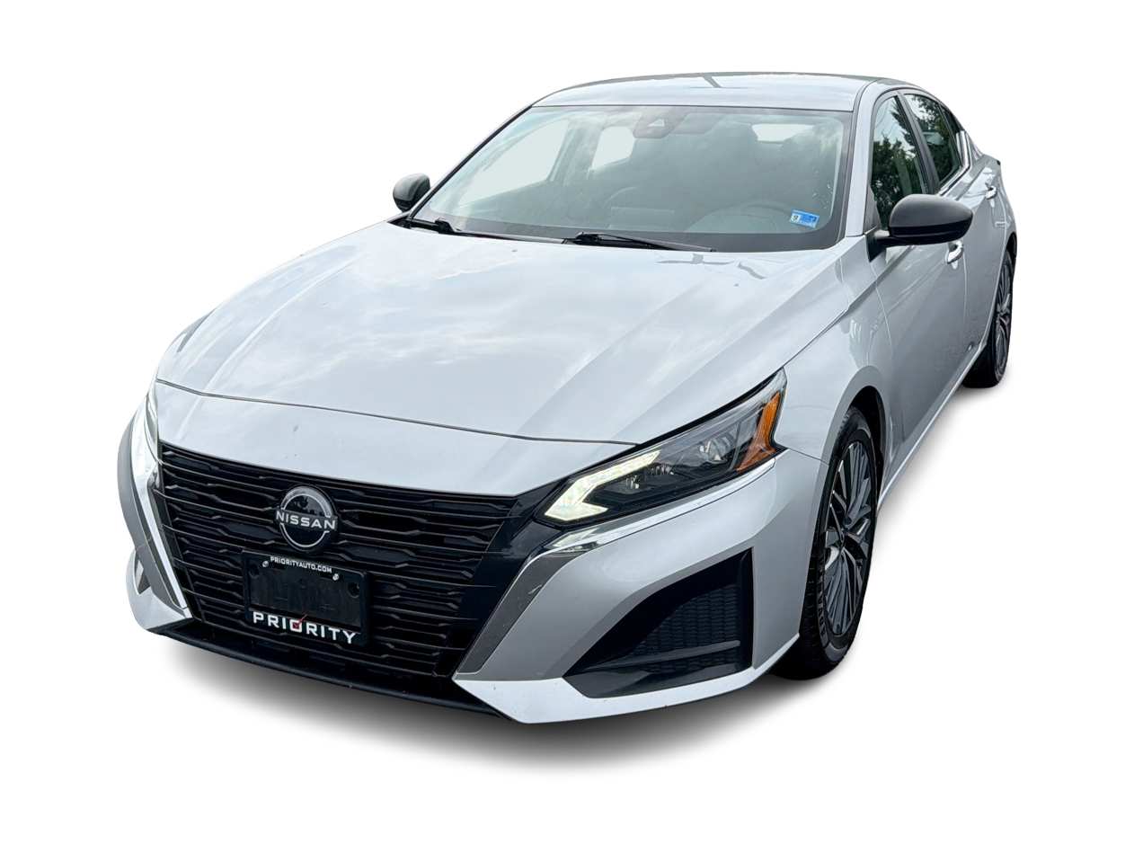 Thumbnail: 2024 Nissan Altima - 1