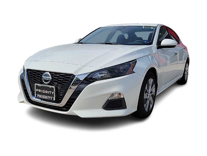 Thumbnail: 2022 Nissan Altima - 1