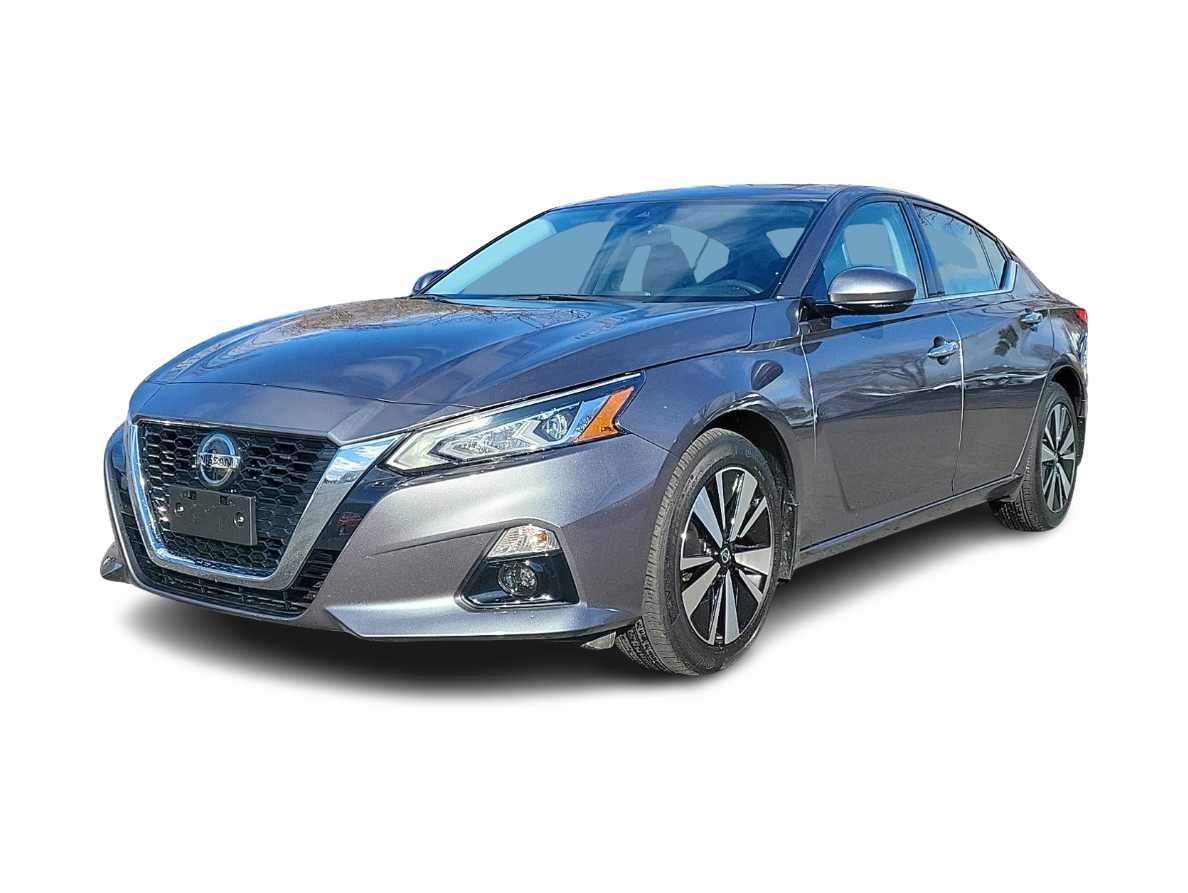 Thumbnail: 2022 Nissan Altima - 1