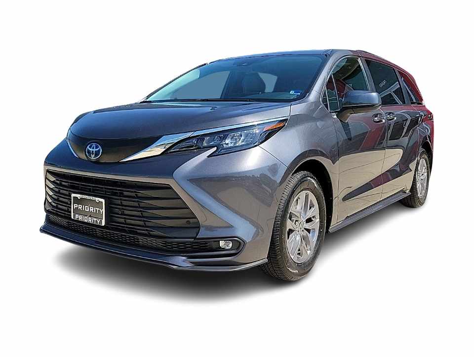 Thumbnail: 2025 Toyota Sienna - 1