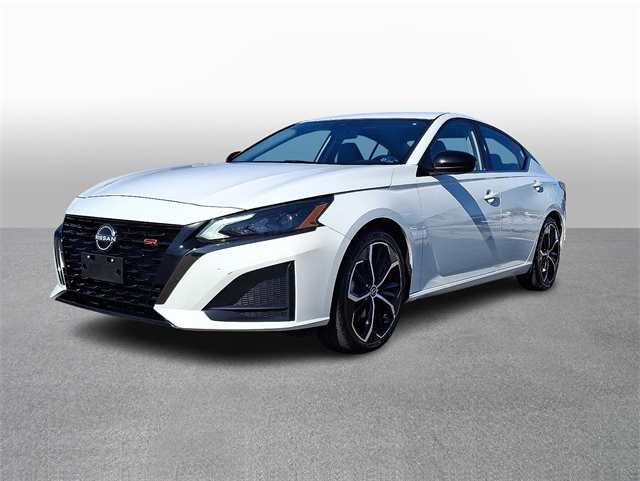 2024 Nissan Altima SR