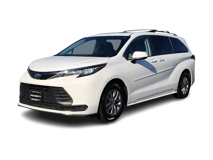 Thumbnail: 2022 Toyota Sienna - 1