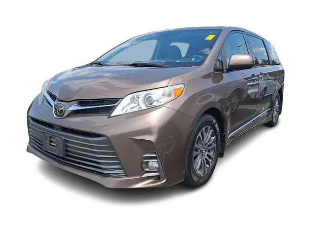 Thumbnail: 2020 Toyota Sienna - 1