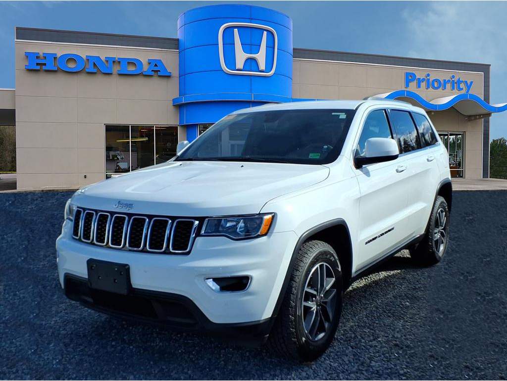 2019 Jeep Grand Cherokee Laredo E's photo