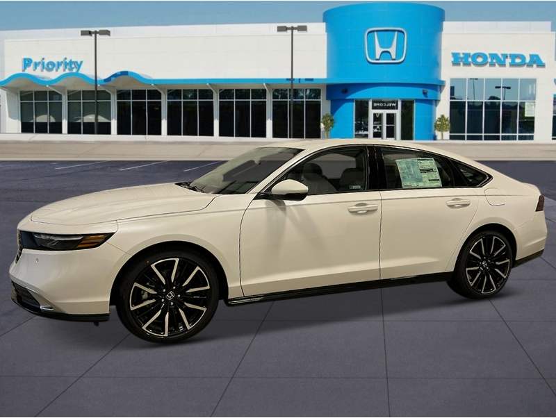 2025 Honda Accord Hybrid Touring's photo