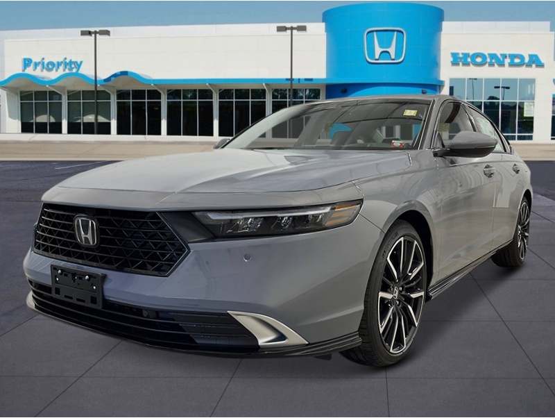 2025 Honda Accord Hybrid Touring's photo