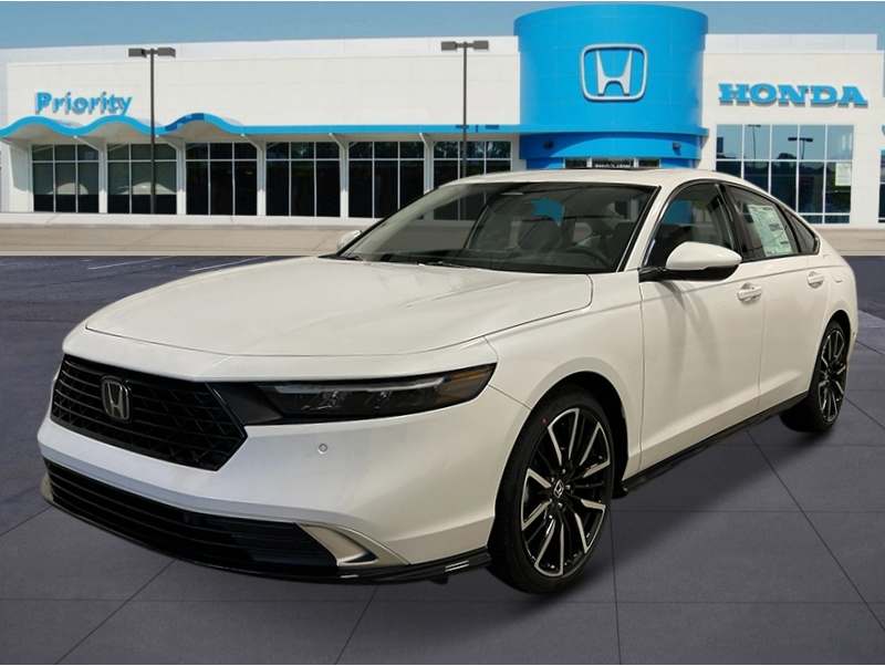 2025 Honda Accord Hybrid Touring's photo