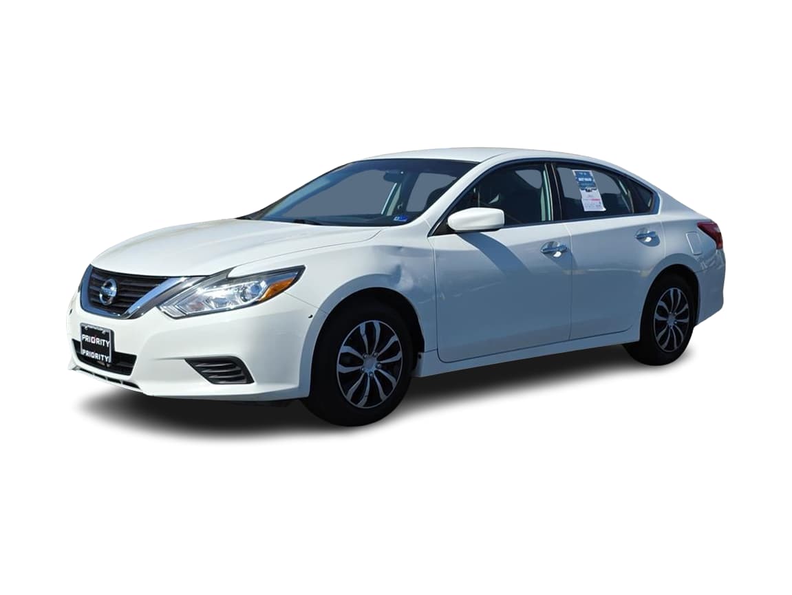 Thumbnail: 2016 Nissan Altima - 1