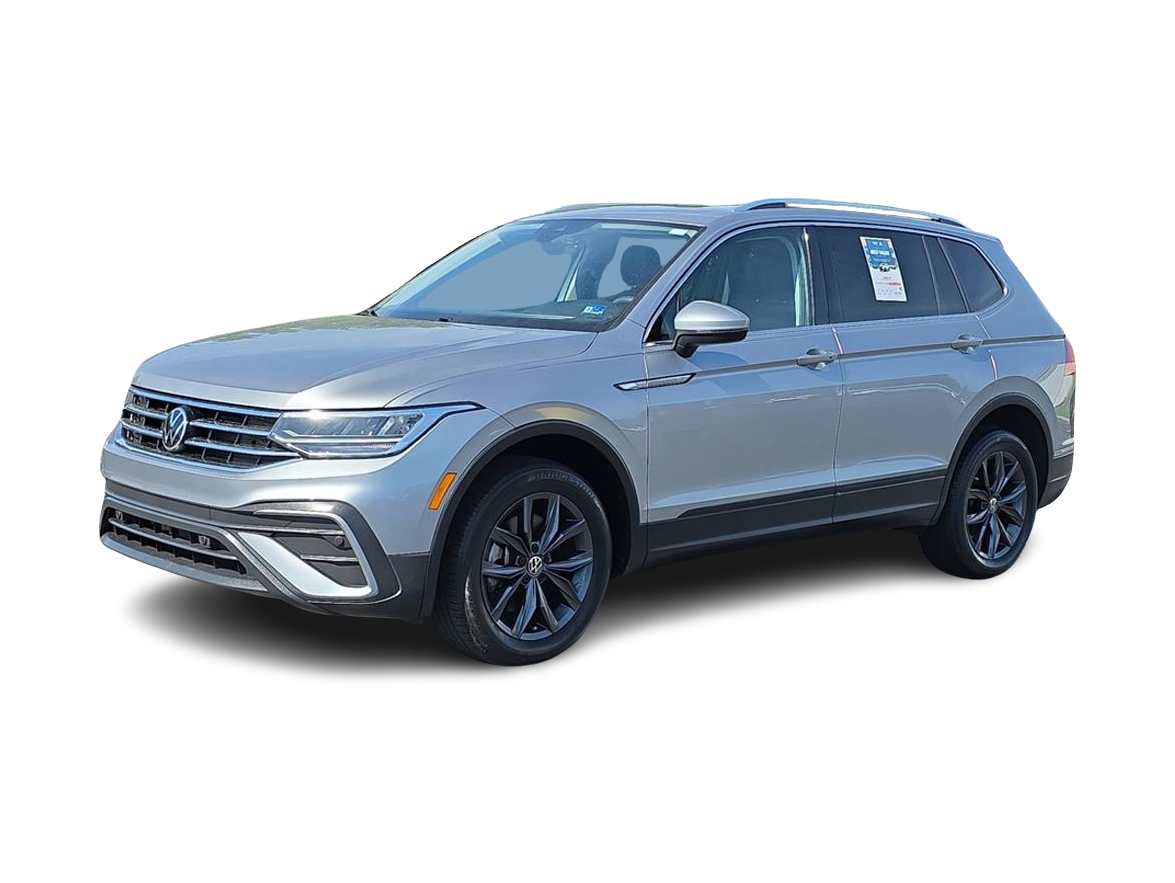 Thumbnail: 2022 Volkswagen Tiguan - 1