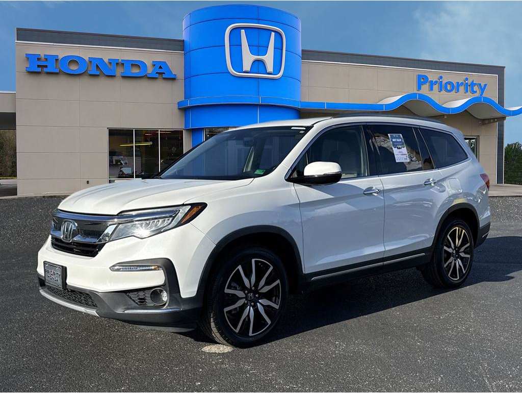 2021 Honda Pilot Elite's photo