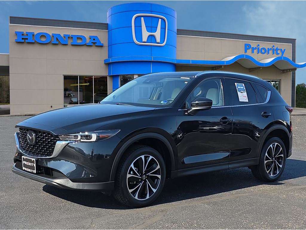 2023 Mazda CX-5 S Premium package