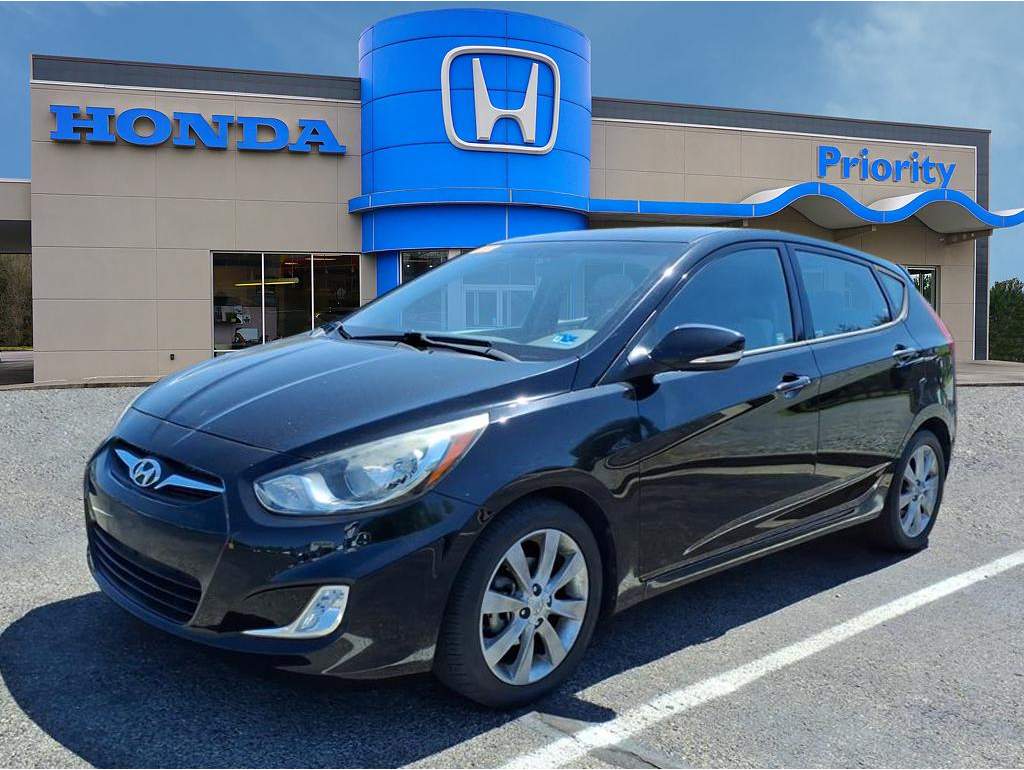 2013 Hyundai Accent SE