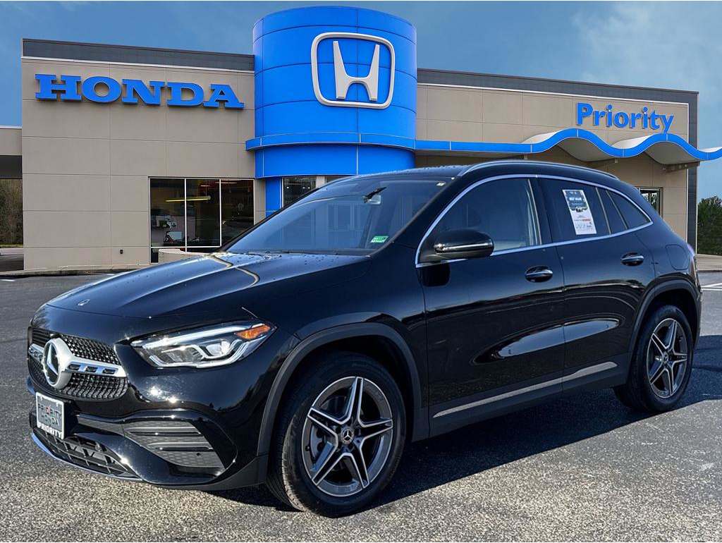 2023 Mercedes-Benz GLA Base's photo