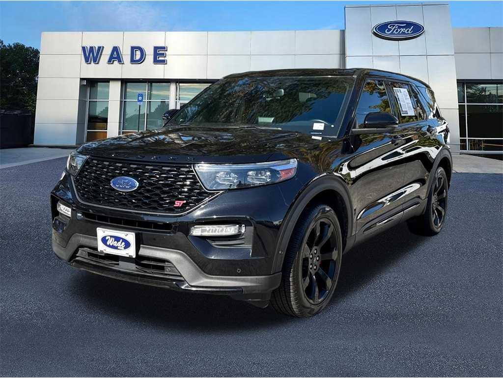 2021 Ford Explorer ST's photo