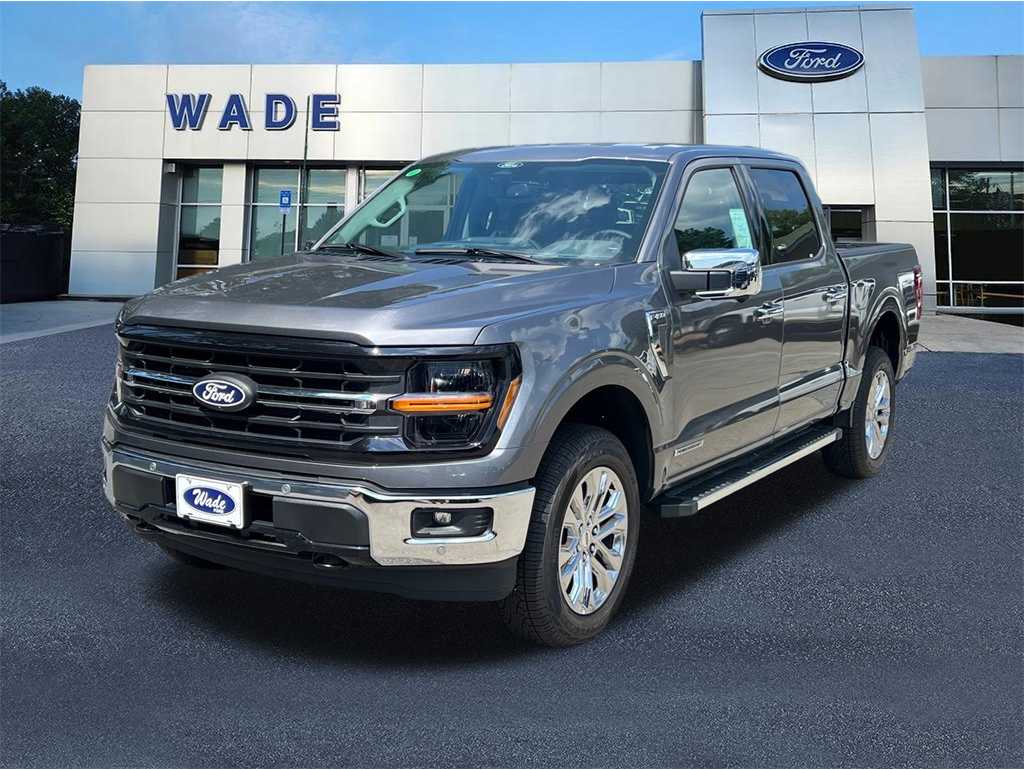 2025 Ford F-150 XLT's photo