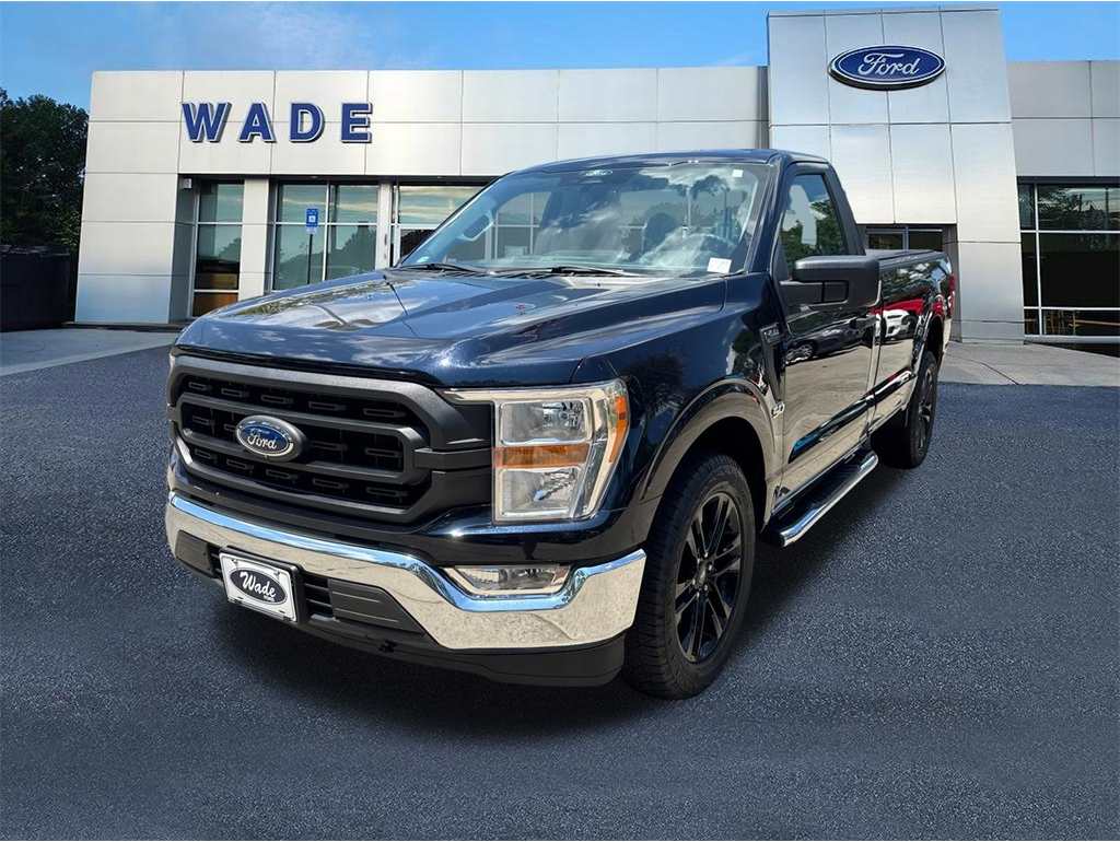 2022 Ford F-150 XL's photo