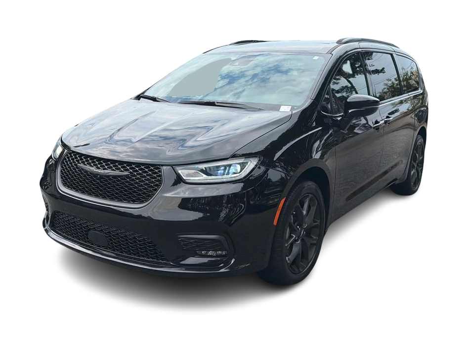 Thumbnail: 2024 Chrysler Pacifica - 1