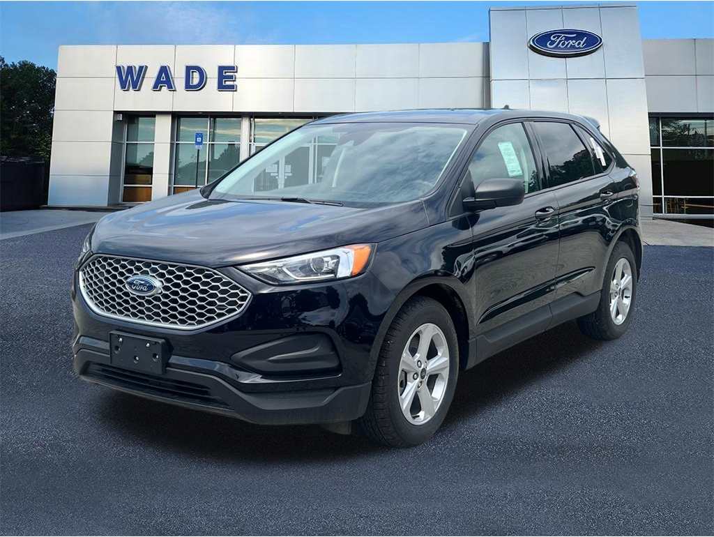 2024 Ford Edge SE's photo