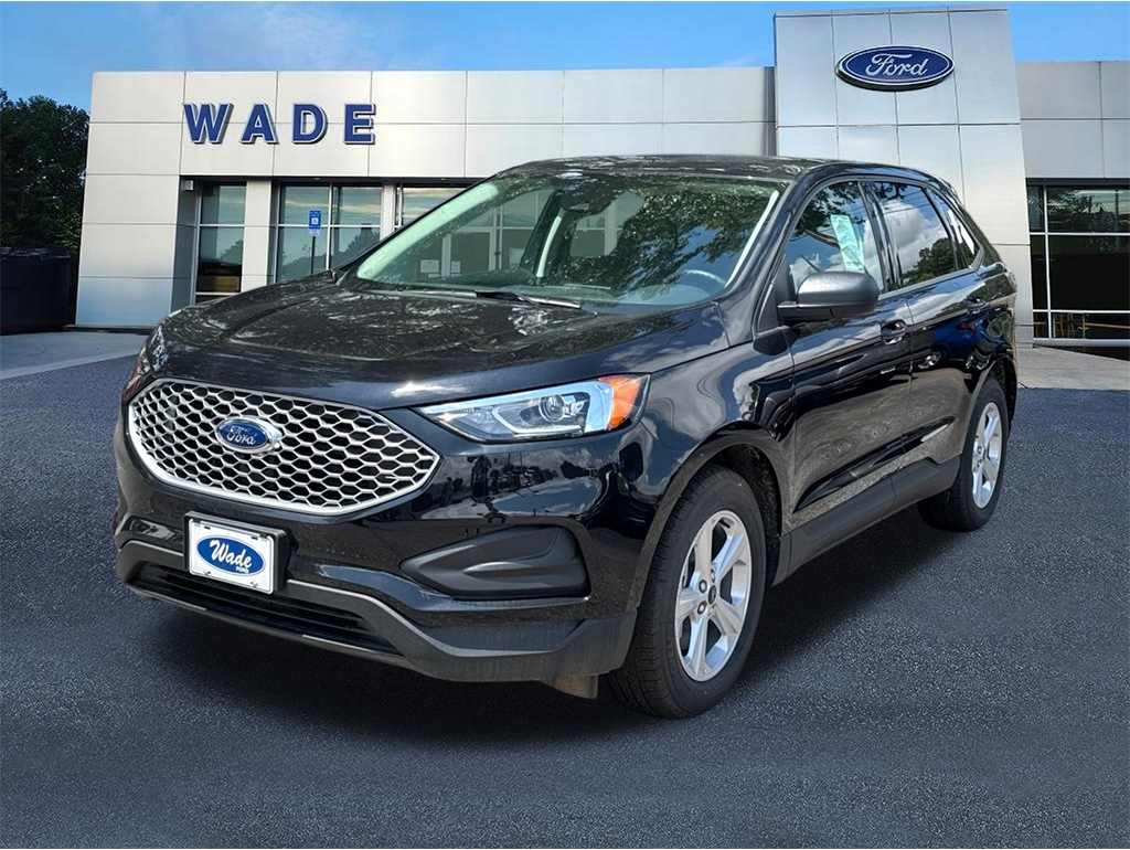 2024 Ford Edge SE's photo