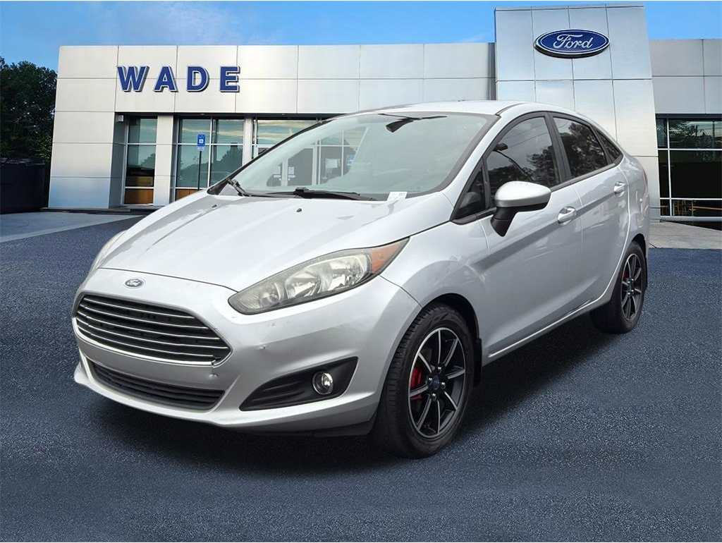 2017 Ford Fiesta SE's photo