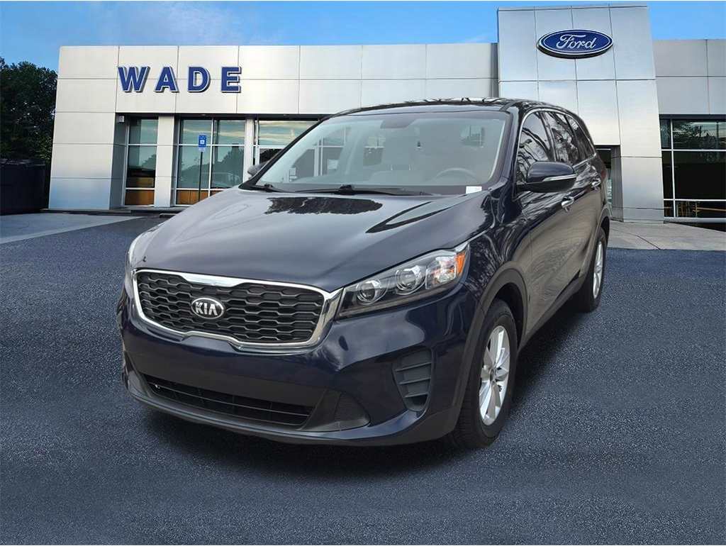 2020 Kia Sorento LX's photo