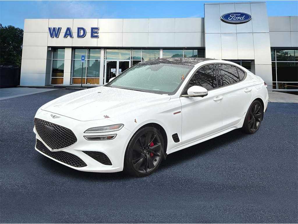 2023 GENESIS G70 Standard's photo