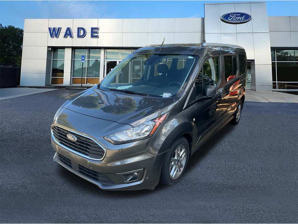 2022 Ford Transit Connect XLT's photo