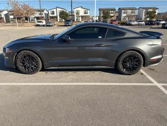 2020 Ford Mustang EcoBoost