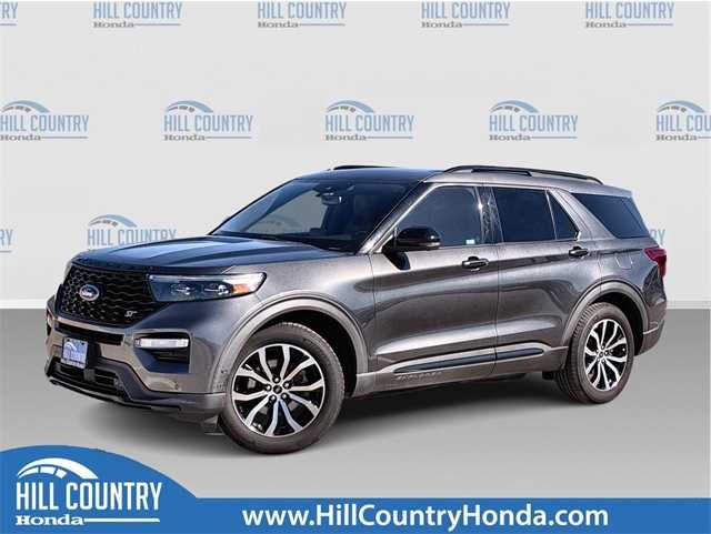 2020 Ford Explorer ST's photo