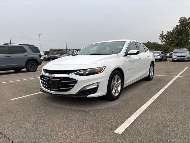 2024 Chevrolet Malibu 1LT's photo