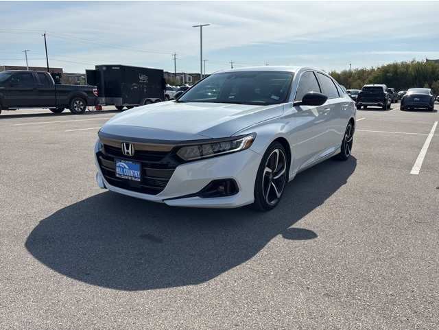 2022 Honda Accord Sport's photo