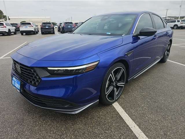 2023 Honda Accord Hybrid Sport's photo