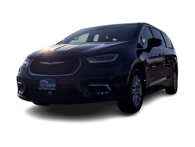 Thumbnail: 2023 Chrysler Pacifica - 1