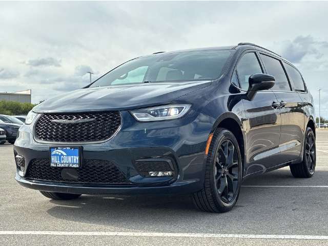 2023 Chrysler Pacifica