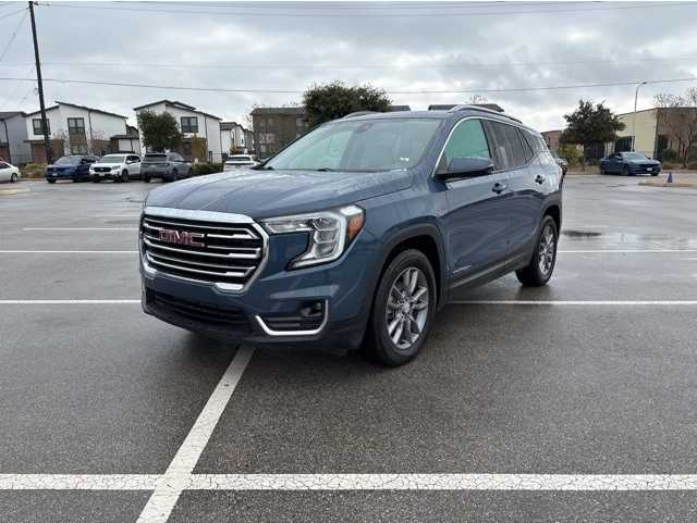 2024 GMC Terrain SLT's photo