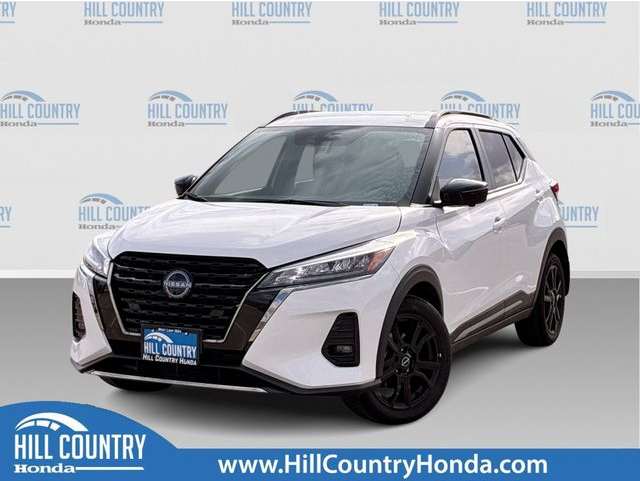 2024 Nissan Kicks SR