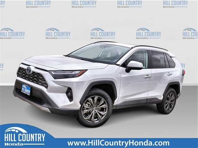 2023 Toyota RAV4 Limited's photo
