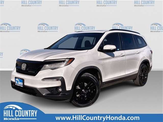 2022 Honda Pilot Black Edition's photo