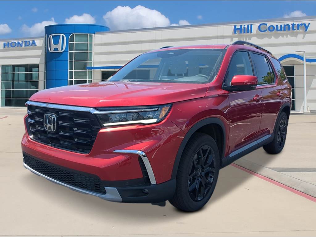 2025 Honda Pilot Touring's photo