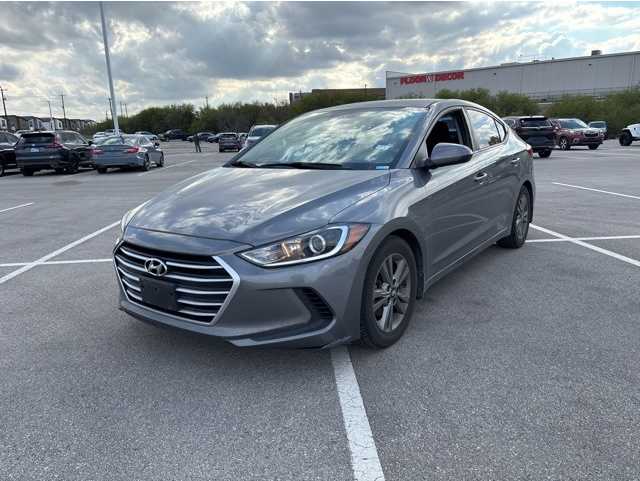 2018 Hyundai Elantra SEL's photo