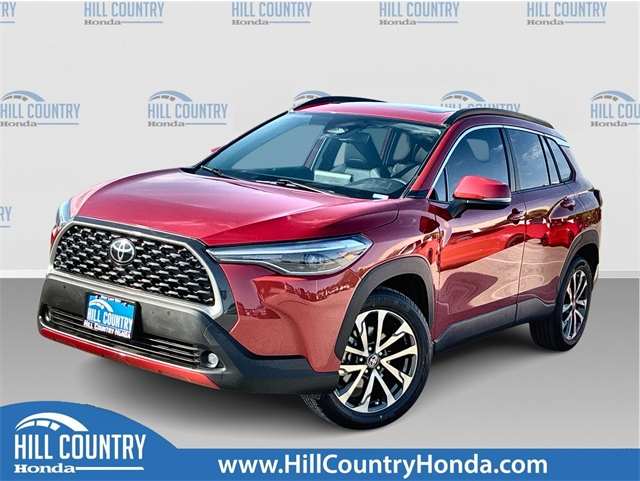 2023 Toyota Corolla Cross XLE