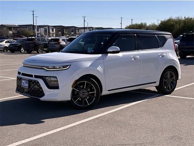 2022 Kia Soul Turbo's photo