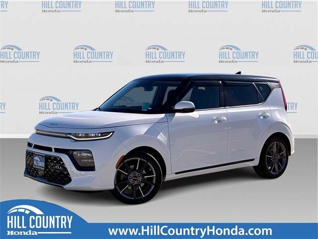 2022 Kia Soul Turbo's photo