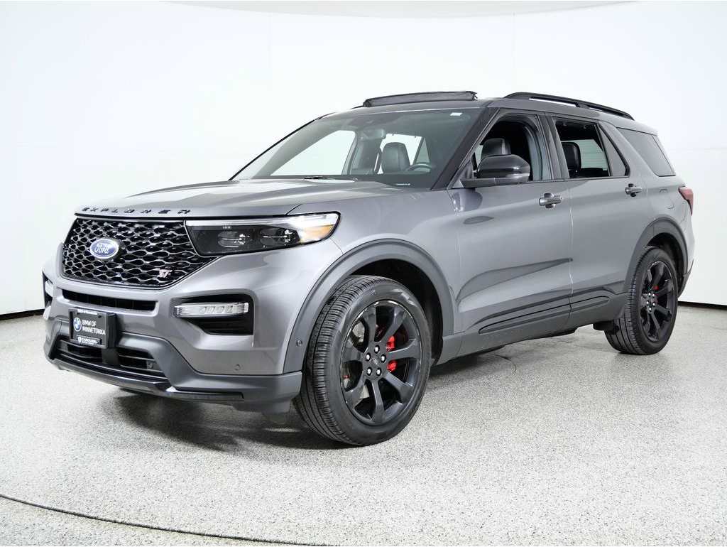2021 Ford Explorer ST's photo