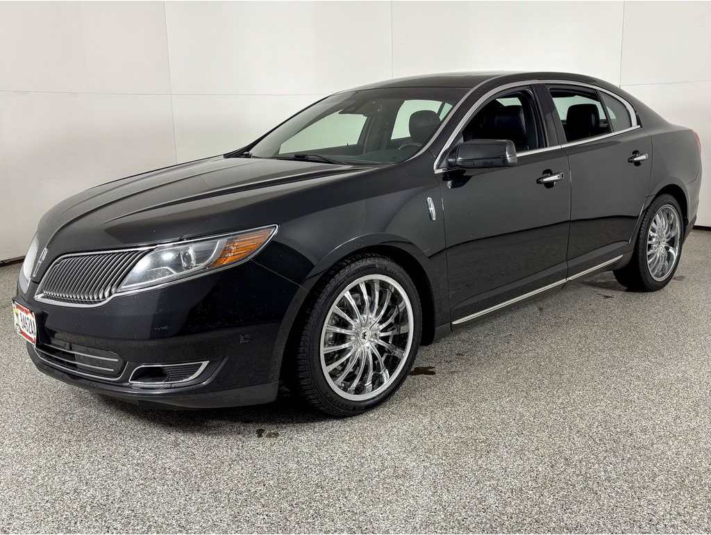 2013 Lincoln MKS Base's photo