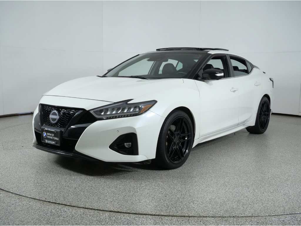 2023 Nissan Maxima