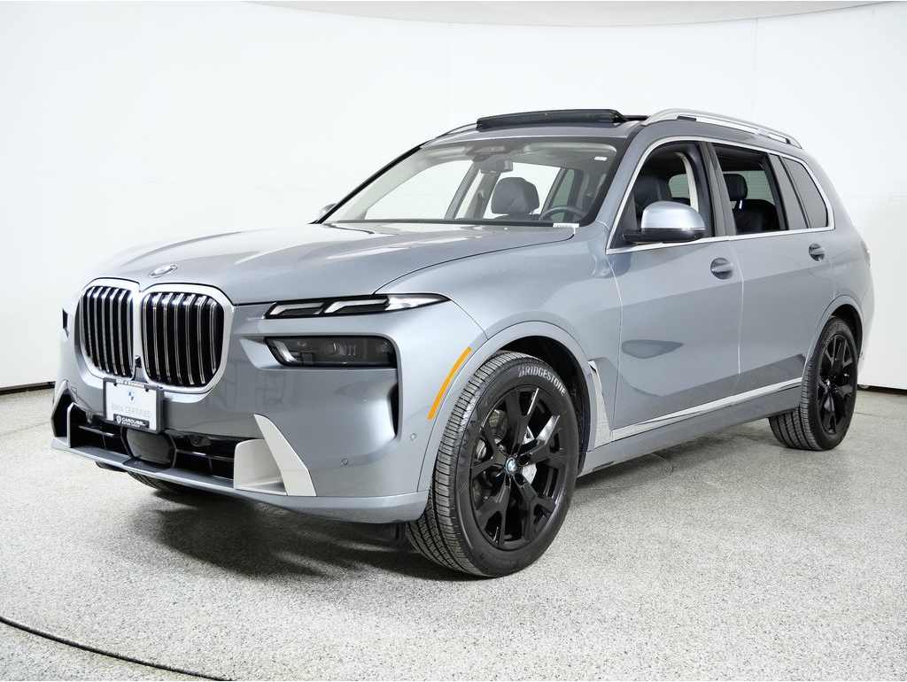 2026 BMW X7 40i's photo