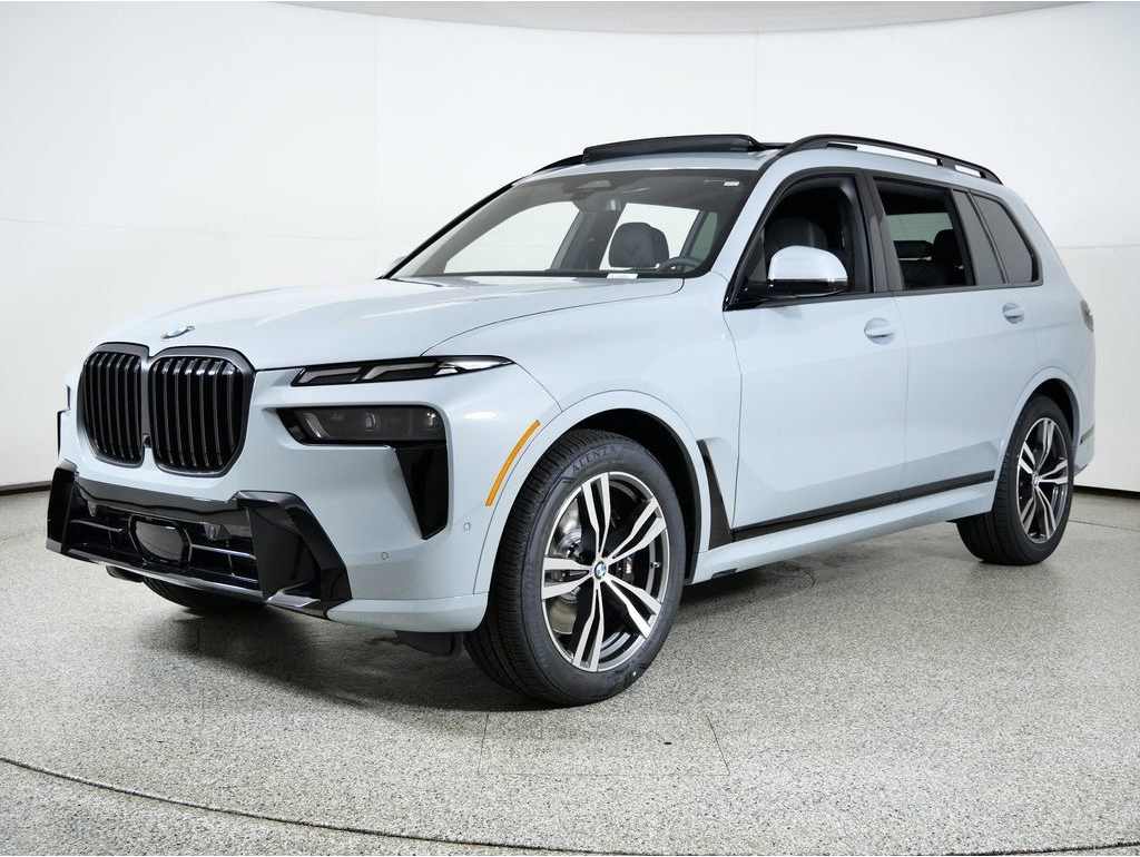 2026 BMW X7 40i's photo
