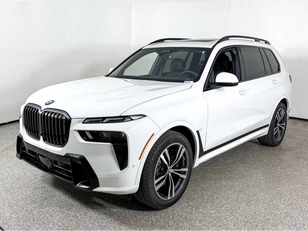 2026 BMW X7 40i's photo
