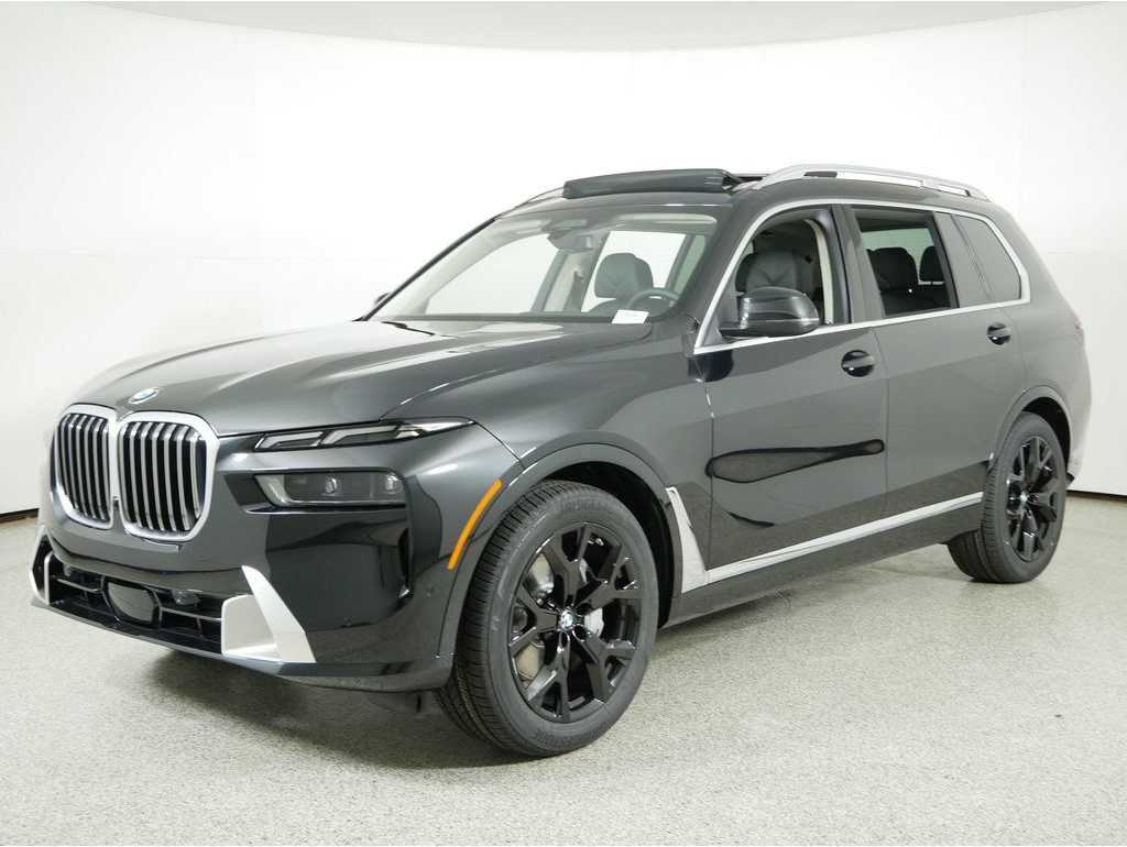 2026 BMW X7 40i's photo